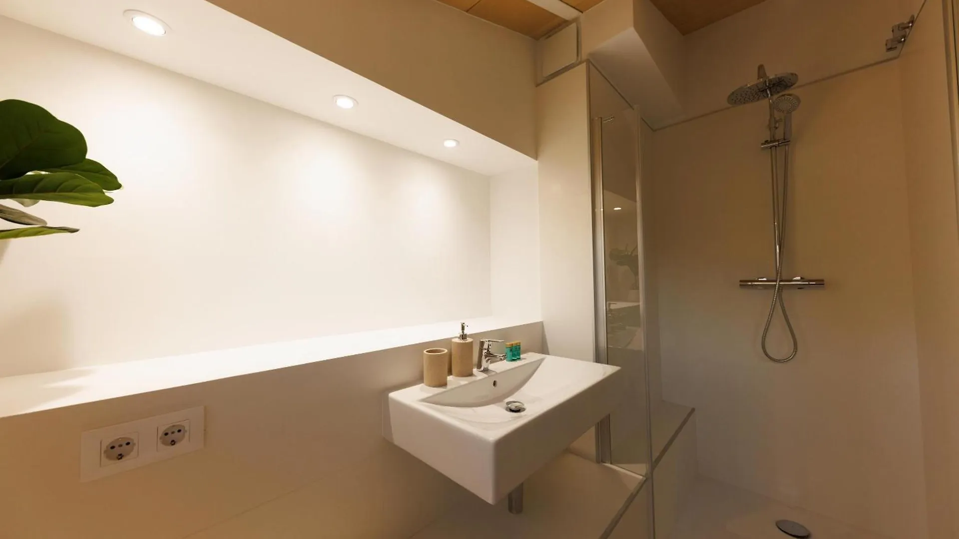 Bravissimo Pont Sant Agusti, Monthly Apartments Girona
