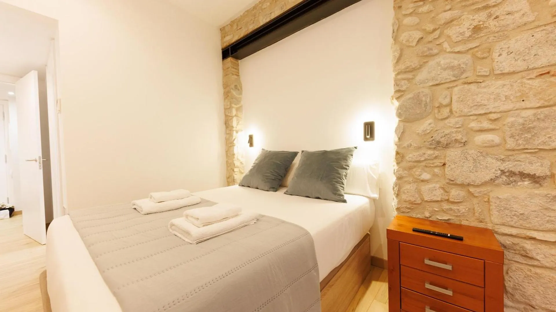 Bravissimo Pont Sant Agusti, Monthly Apartments Girona