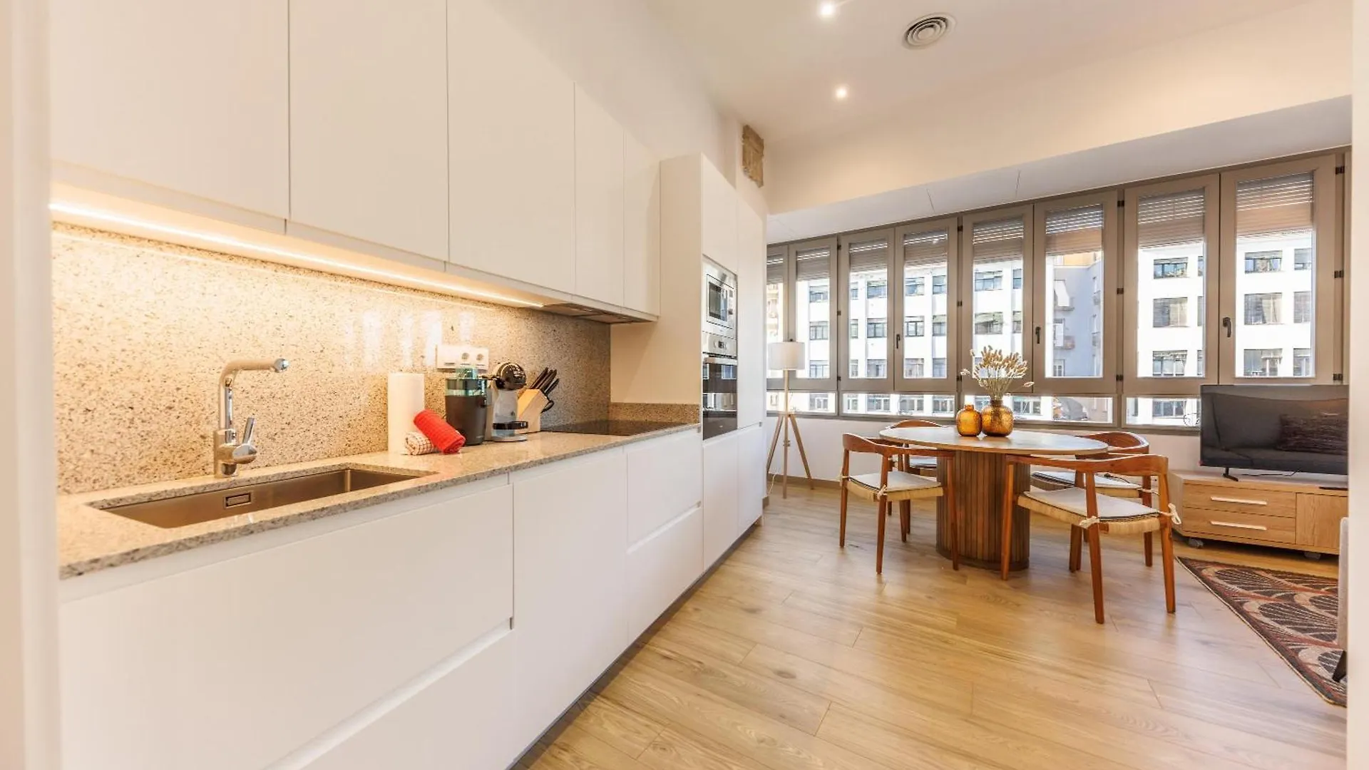 Bravissimo Pont Sant Agusti, Monthly Apartments Girona Hiszpania