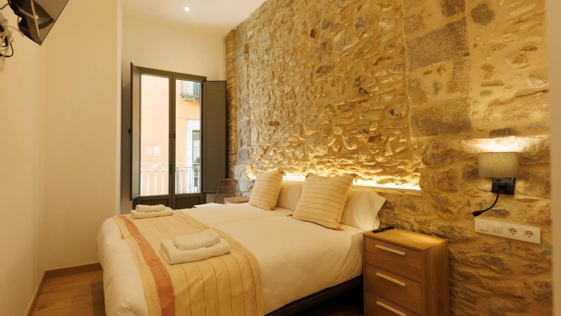 Bravissimo Pont Sant Agusti, Monthly Apartments Girona