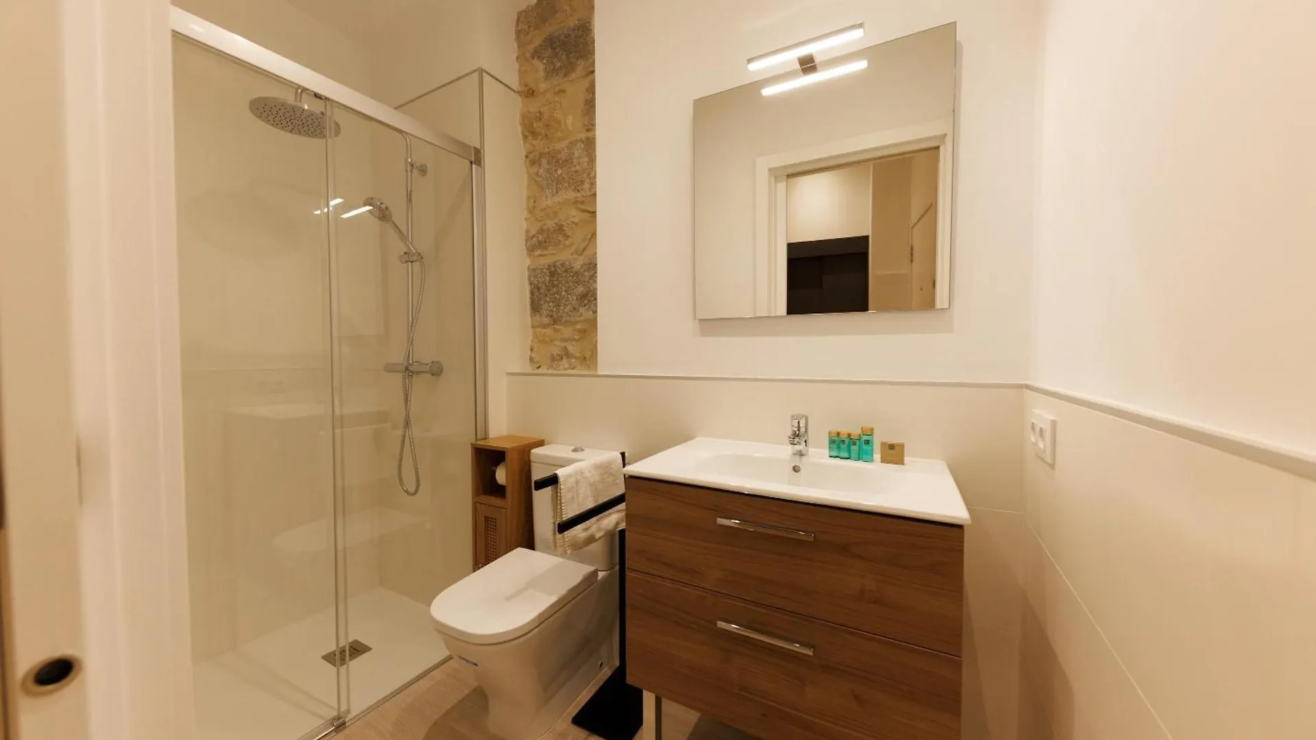 Bravissimo Pont Sant Agusti, Monthly Apartments Girona
